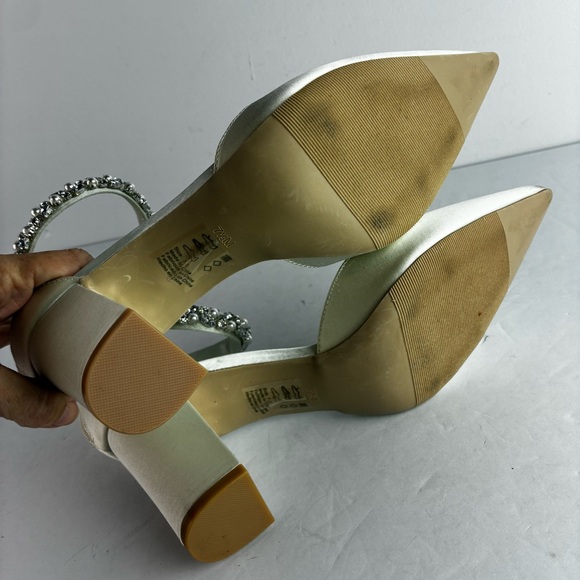 Jewel by Badgley Mischka Beaded Ankle Strap White Satin Chunky Heels - Picture 8 of 9